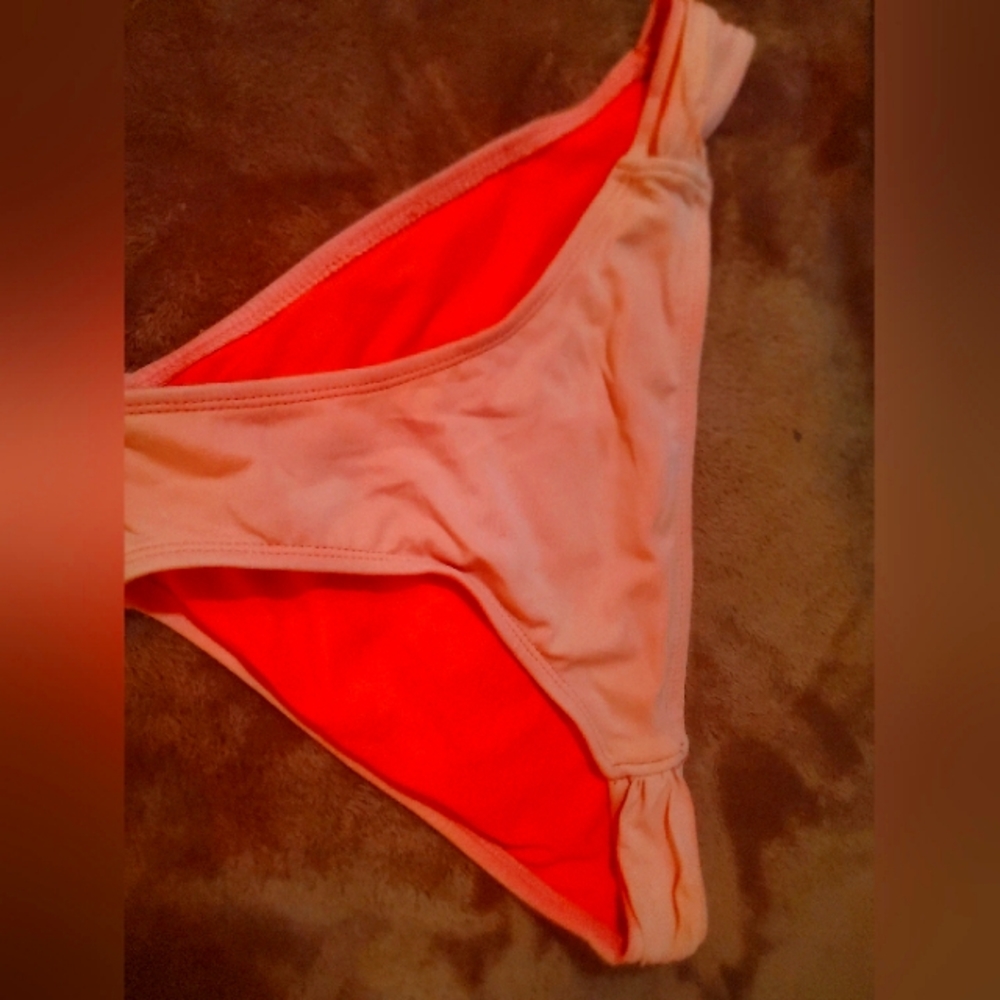 Bikini bottoms